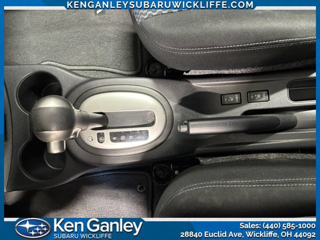 Used 2017 Nissan Versa Note FWD image 17