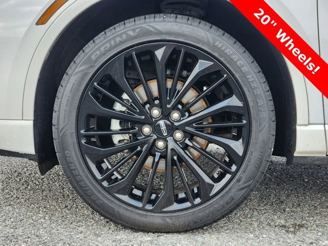 Used 2023 Lincoln Corsair Reserve w/ Equipment Group 201A FWD image 11