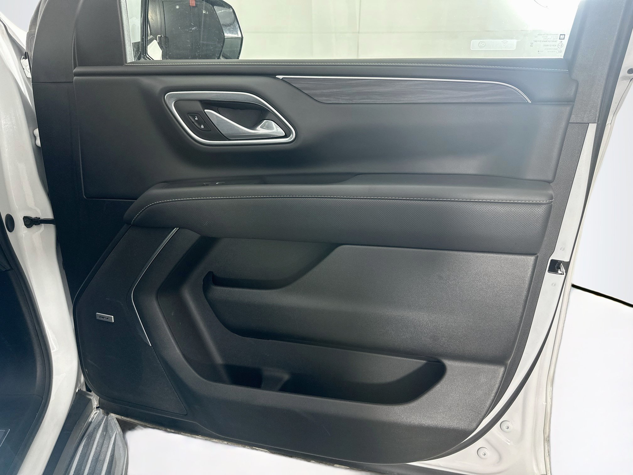 Used 2024 GMC Yukon XL SLT RWD image 34