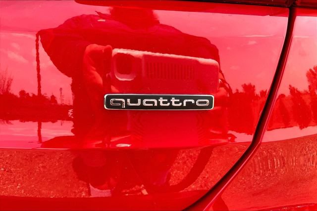 Used 2020 Audi Q3 2.0T Prestige w/ Prestige Package AWD/4WD image 31