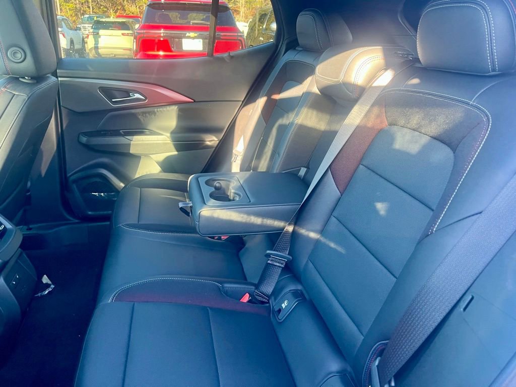 New 2025 Chevrolet Equinox EV RS w/ Active Safety Package 3 AWD/4WD image 24