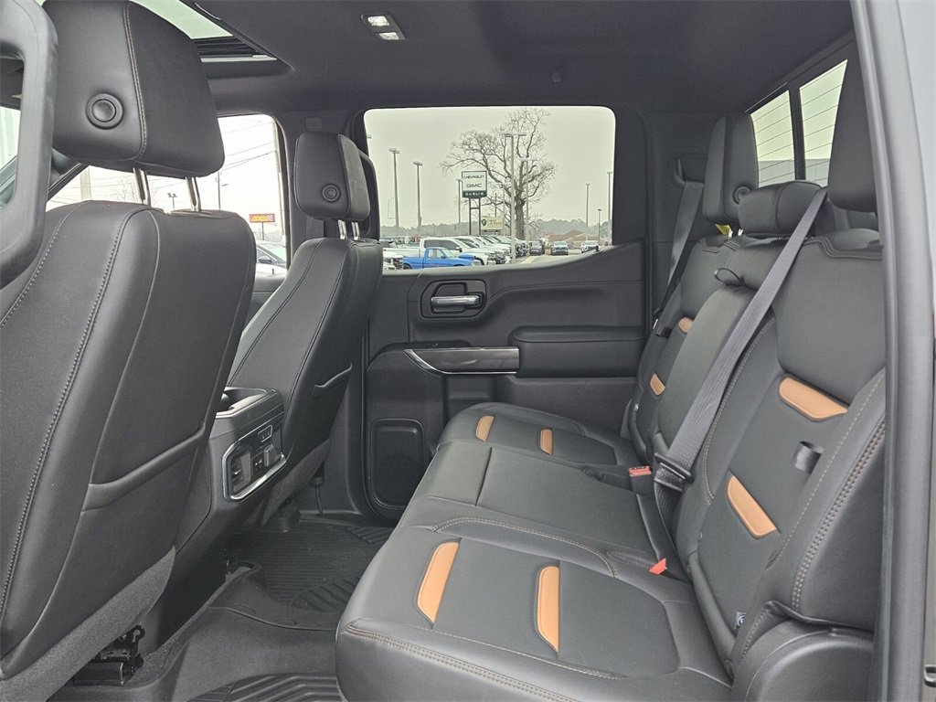 Used 2020 GMC Sierra 1500 AT4 w/ AT4 Premium Package image 4