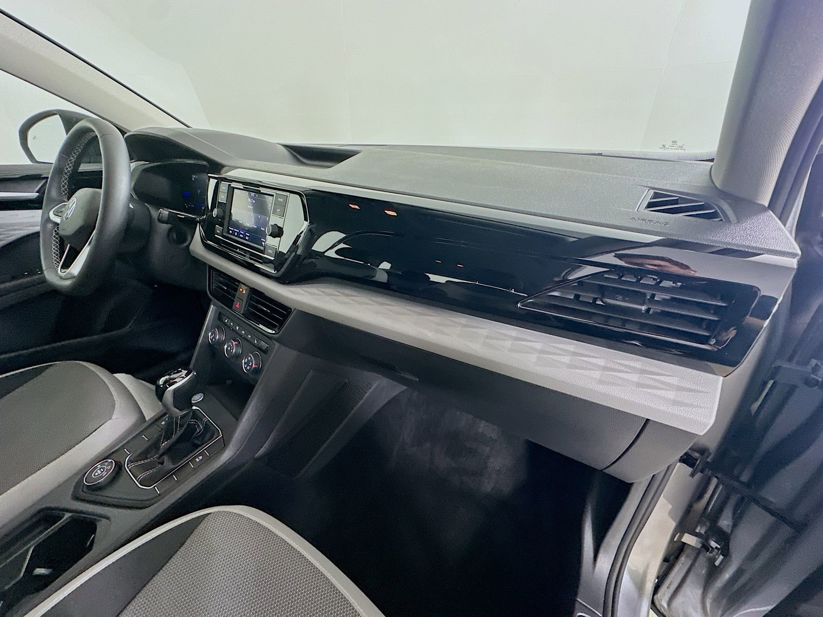 Used 2022 Volkswagen Taos S AWD/4WD image 43
