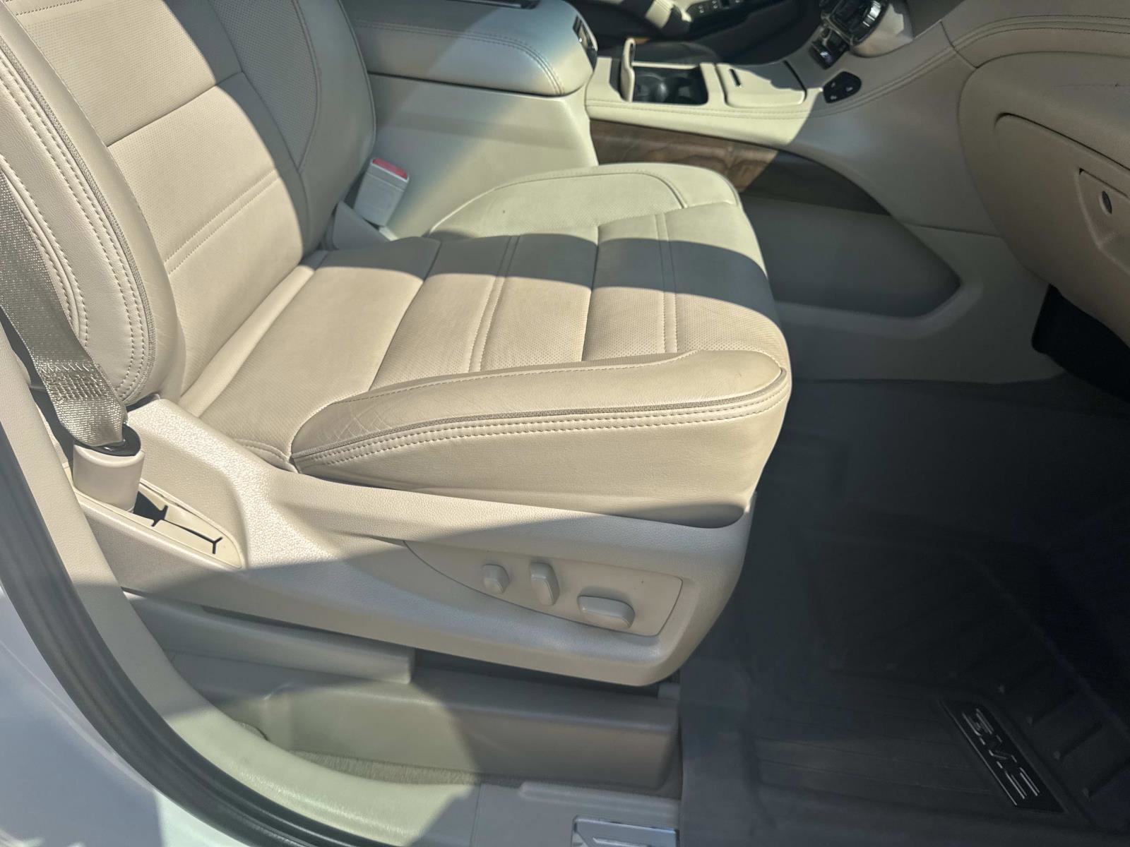 Used 2019 GMC Yukon Denali w/ Denali Ultimate Package image 11