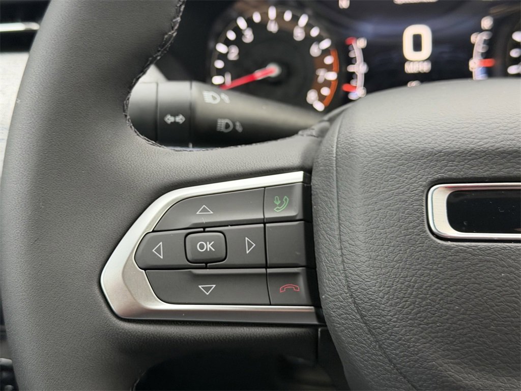 New 2026 Jeep Compass Latitude image 22