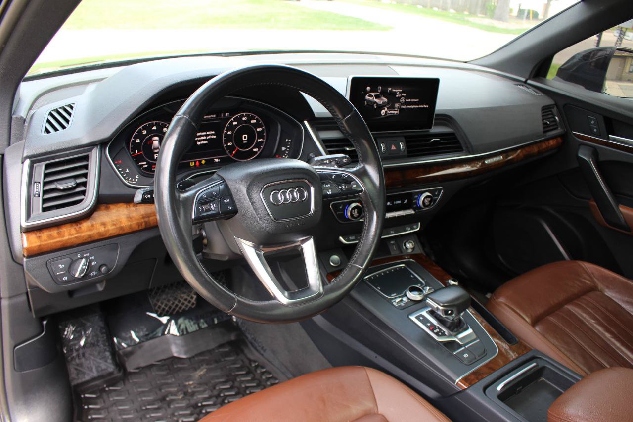 Used 2018 Audi Q5 2.0T Premium Plus w/ Premium Plus Package AWD/4WD image 17
