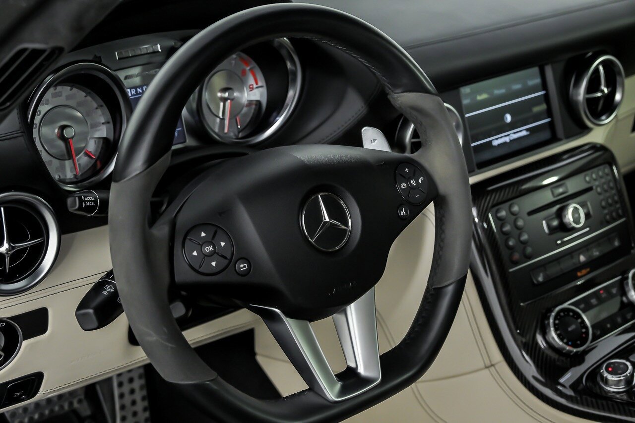 Used 2012 Mercedes-Benz SLS AMG Coupe image 25