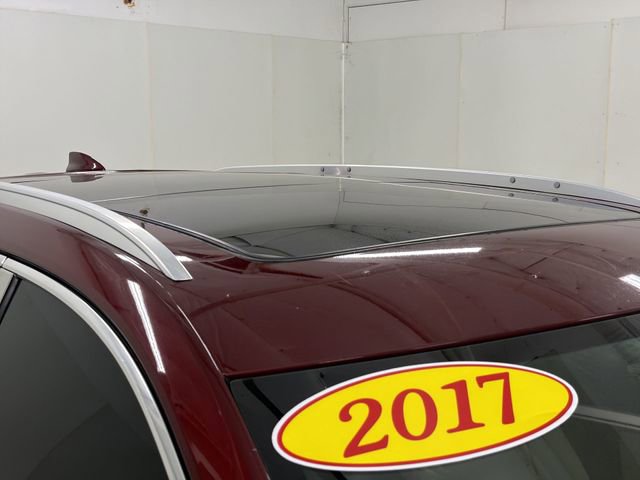 Used 2017 Cadillac XT5 Premium Luxury image 19