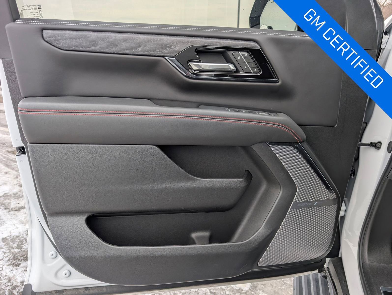 Used 2025 GMC Yukon AT4 Ultimate w/ LPO, Floor Liner Package image 8