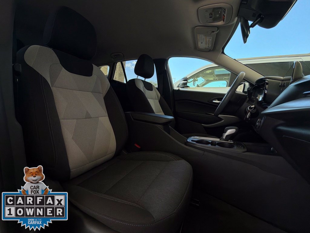 Used 2024 Chevrolet Trax LS w/ LS Convenience Package FWD image 24