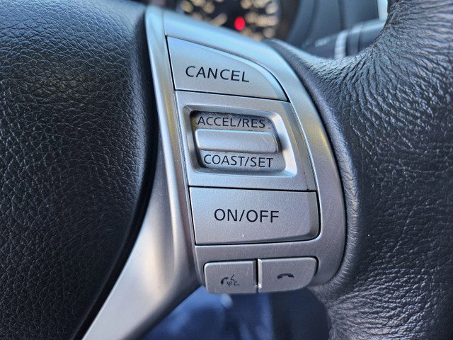 Used 2017 Nissan Altima 2.5 SL w/ Moonroof Package image 15