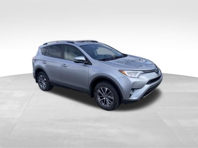 Used 2018 Toyota RAV4 XLE w/ Convenience Package image 7