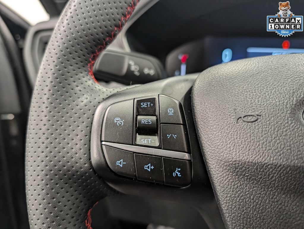 Used 2023 Ford Escape ST-Line w/ Tech Pack #1 AWD/4WD image 19