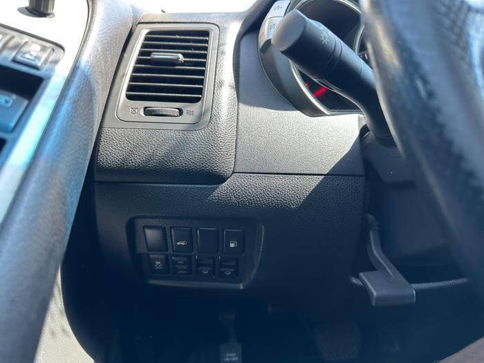 Used 2013 Nissan Murano SL AWD/4WD image 33