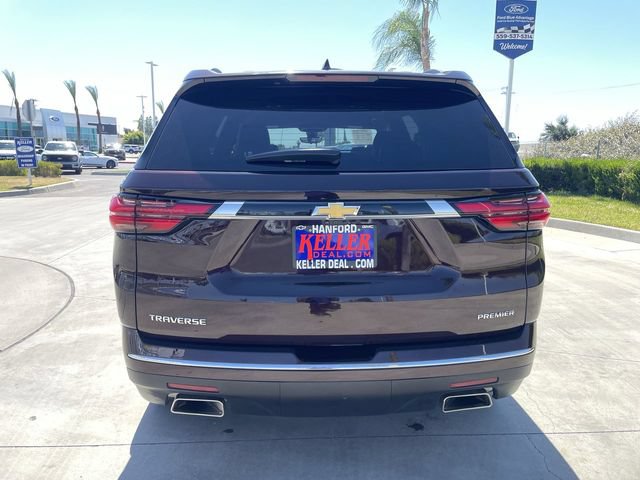 Used 2023 Chevrolet Traverse Premier FWD image 7