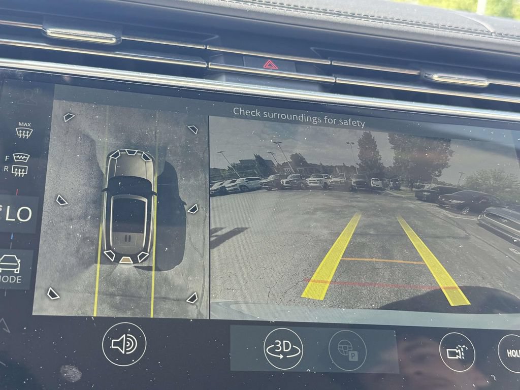 Certified 2025 Land Rover Range Rover SE AWD/4WD image 21