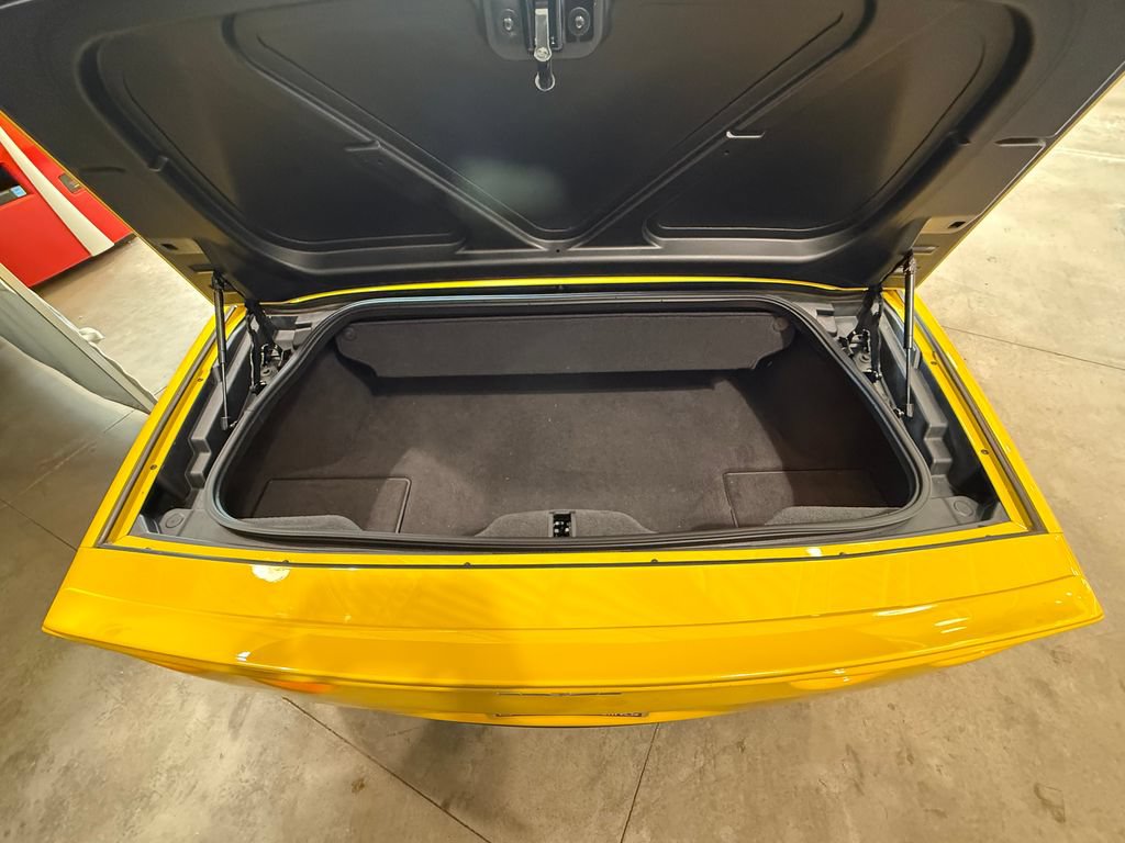 Used 2008 Chevrolet Corvette Convertible w/ Preferred Equipment Group RWD image 18