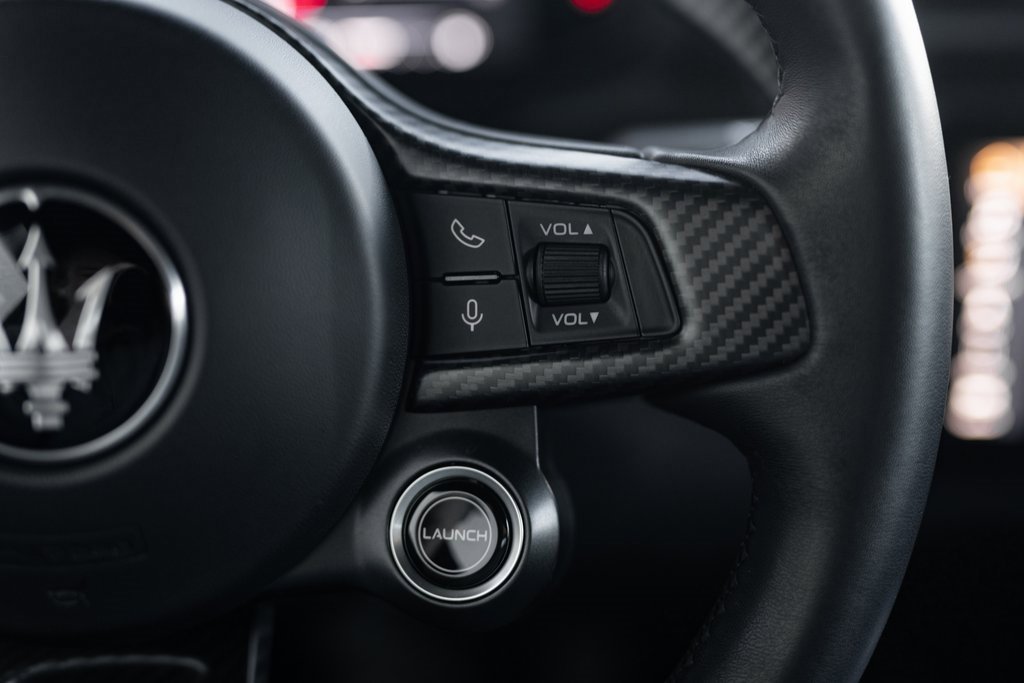 Used 2022 Maserati MC20 Coupe image 42