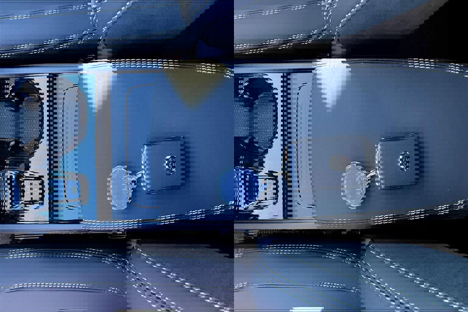 New 2026 Volvo XC40 B5 Ultra w/ Climate Package image 34