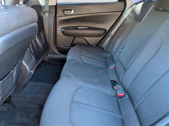 Used 2018 Kia Optima LX image 17