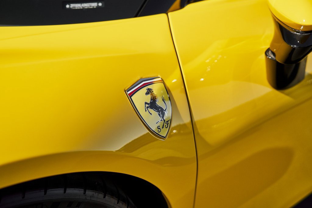 Used 2022 Ferrari SF90 Stradale image 7