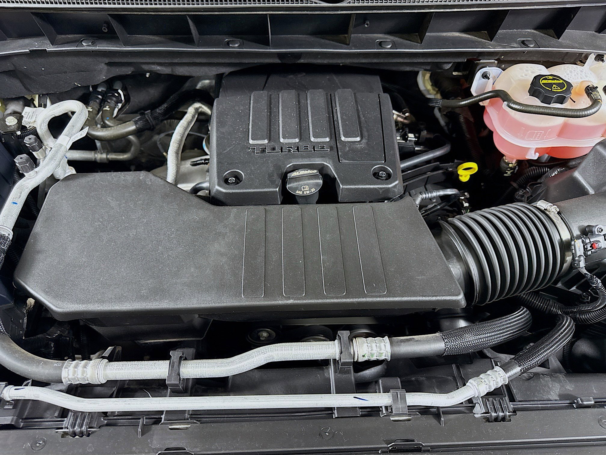 Used 2025 Chevrolet Silverado 1500 LT image 39