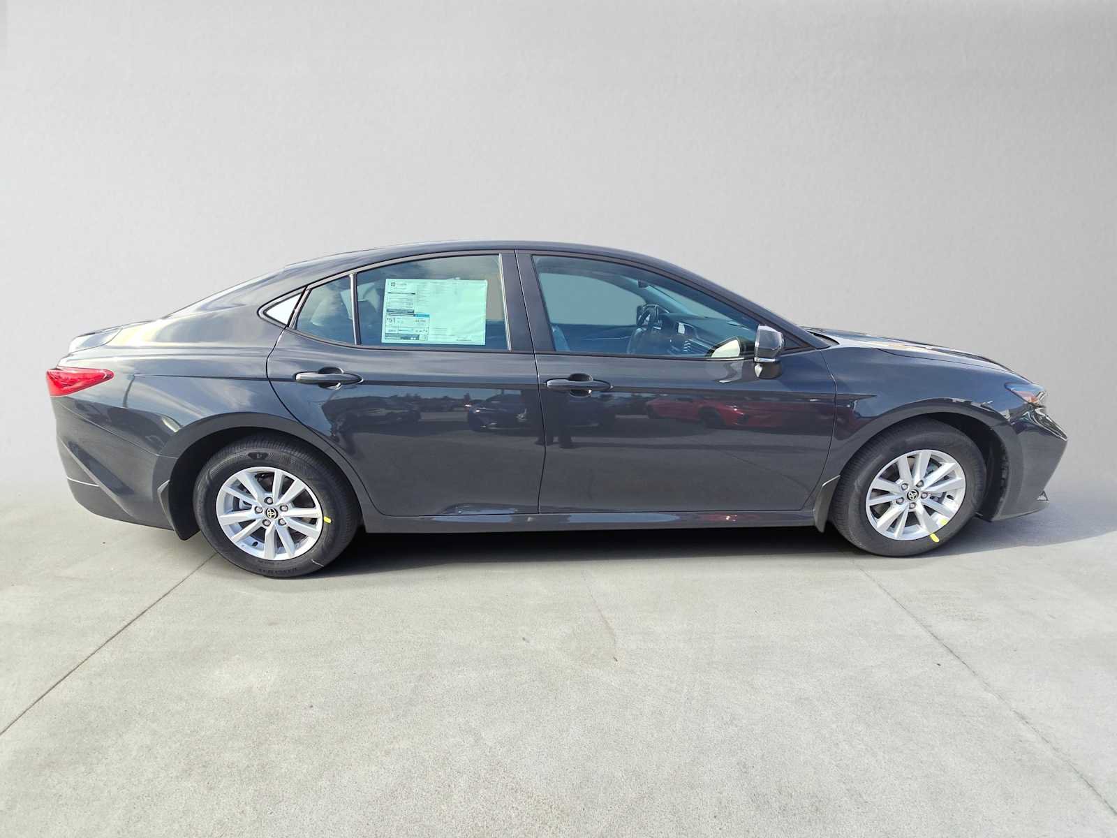 New 2026 Toyota Camry LE w/ Convenience Package FWD image 2