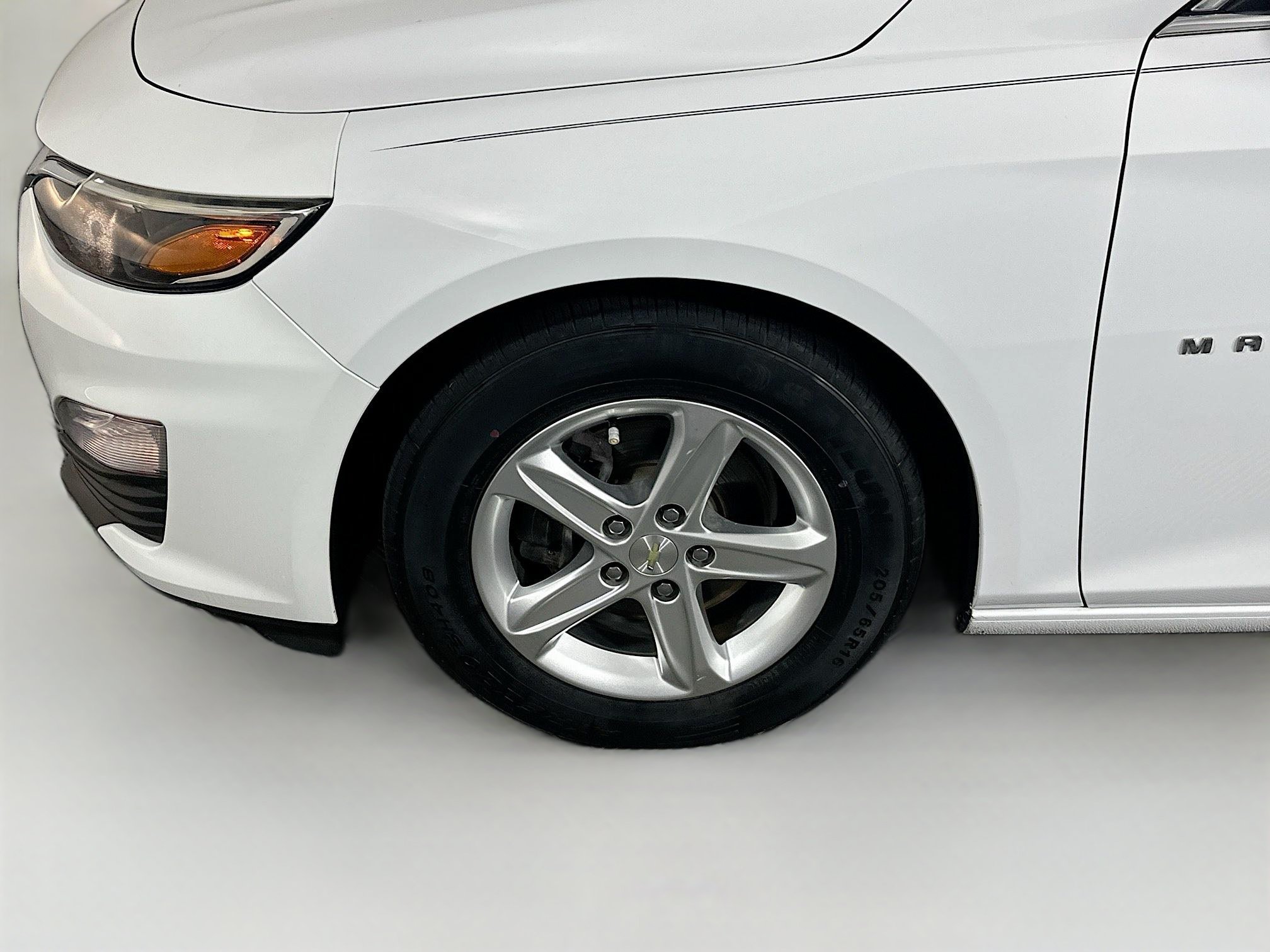 Used 2021 Chevrolet Malibu LS FWD image 11