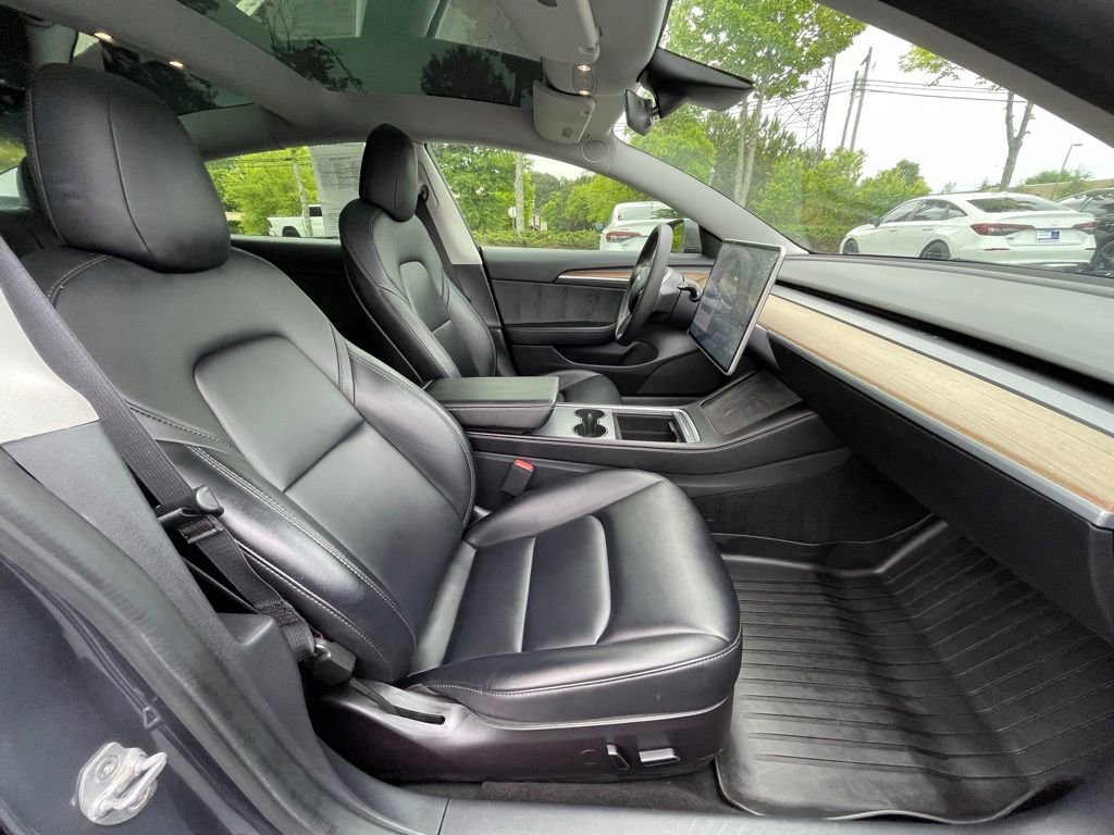 Used 2022 Tesla Model 3 Long Range AWD/4WD image 29
