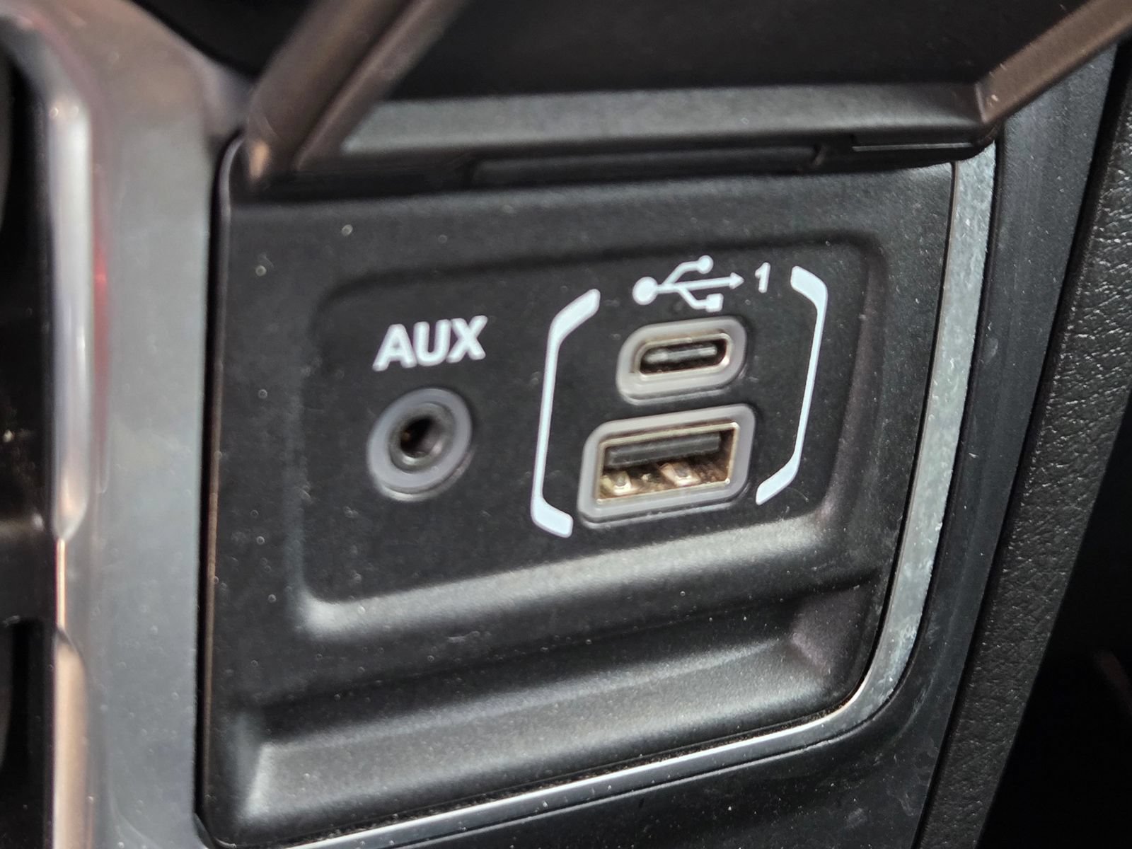 Used 2024 Jeep Gladiator Sport AWD/4WD image 19
