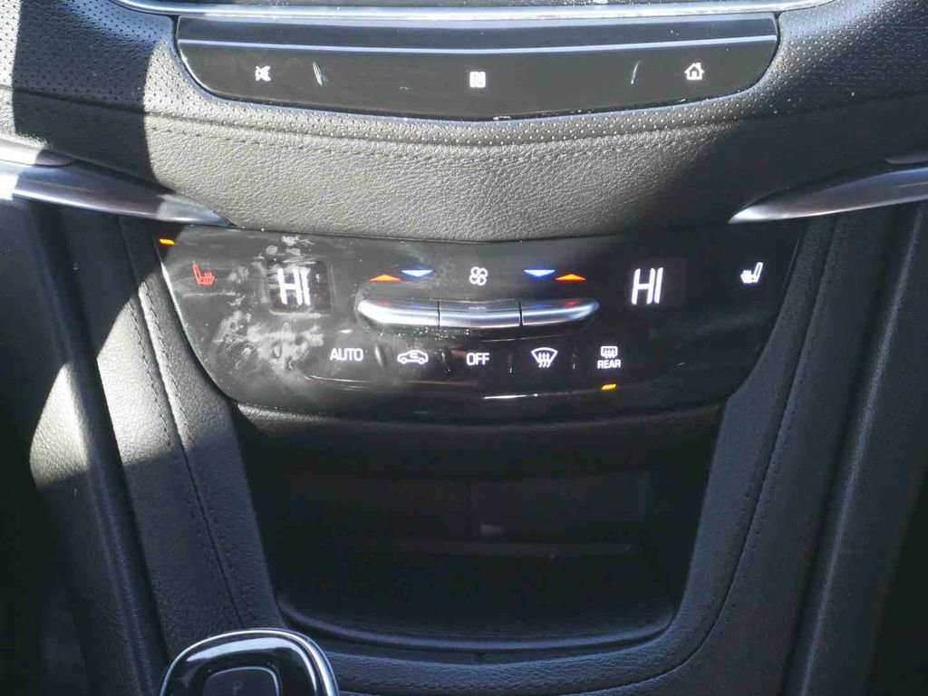 Used 2021 Cadillac XT5 Luxury image 8