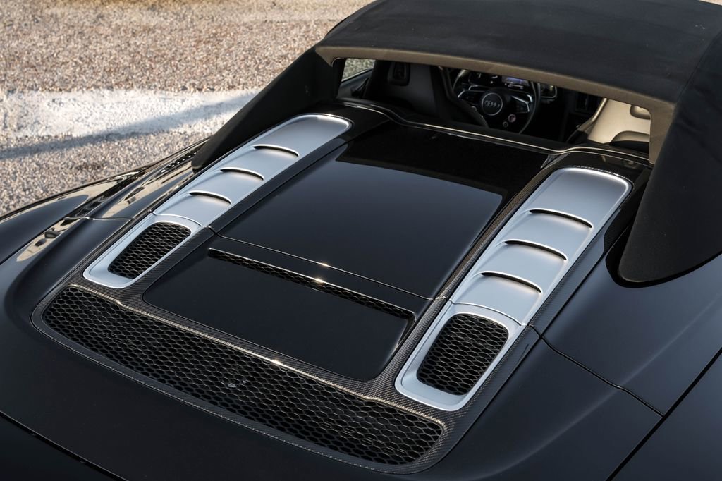 Used 2018 Audi R8 V10 plus image 50