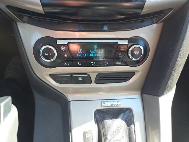 Used 2012 Ford Focus SEL image 17