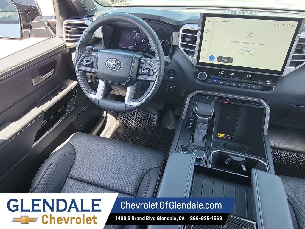 Used 2025 Toyota Tundra Limited AWD/4WD image 24