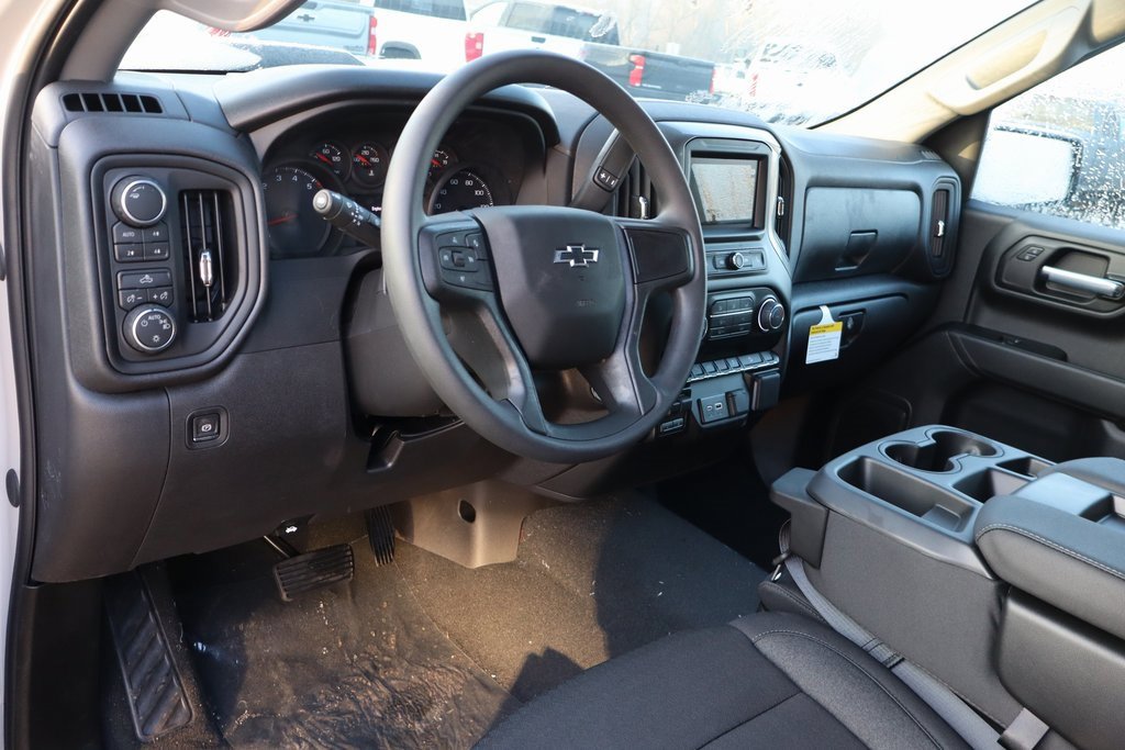 New 2026 Chevrolet Silverado 1500 Custom Trail Boss w/ LPO, Dark Essentials Package image 5