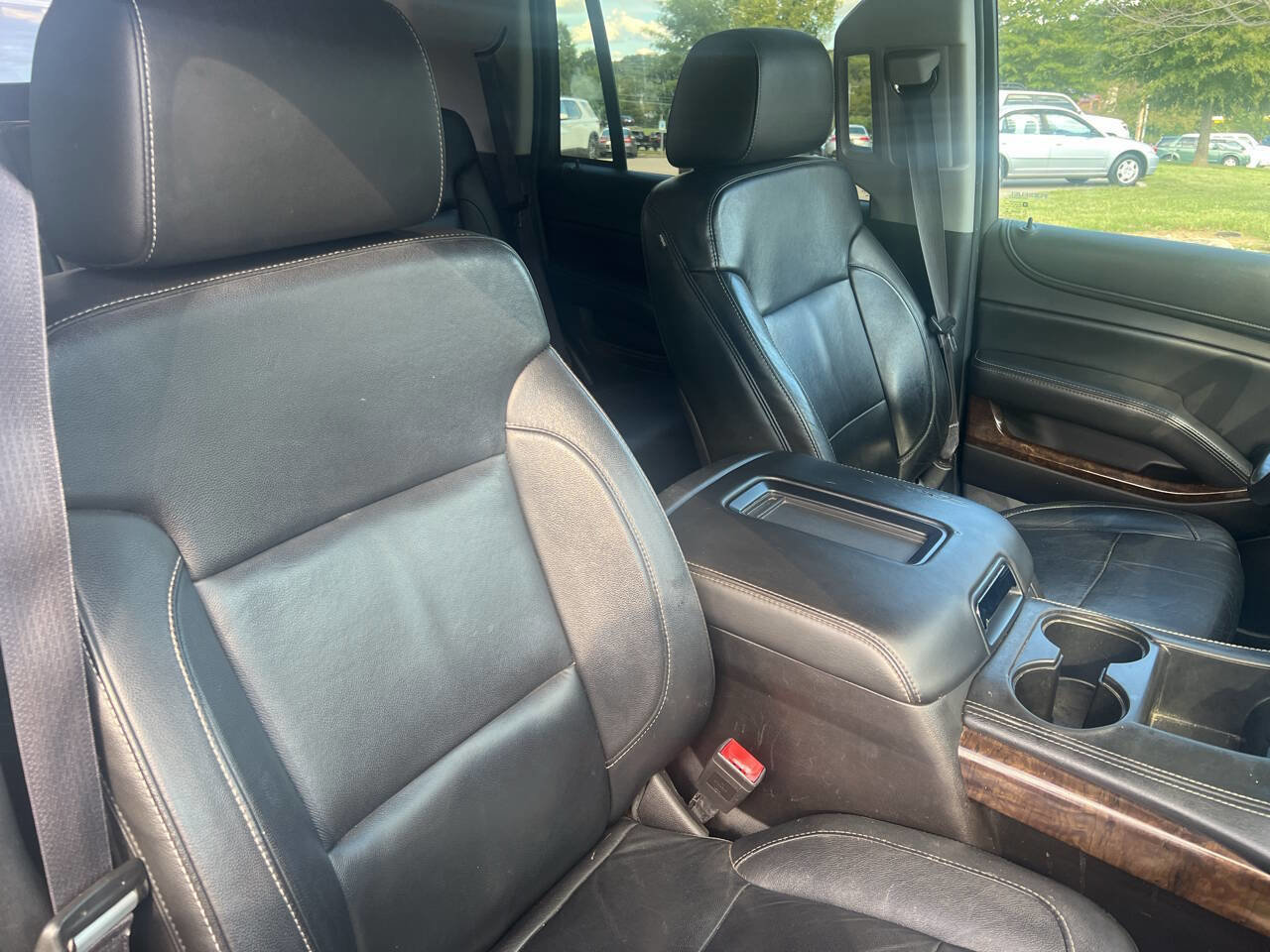 Used 2015 Chevrolet Tahoe LT image 28