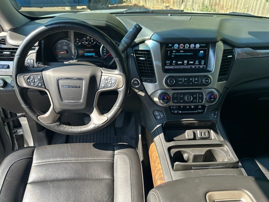 Used 2019 GMC Yukon XL Denali w/ Denali Ultimate Package image 18