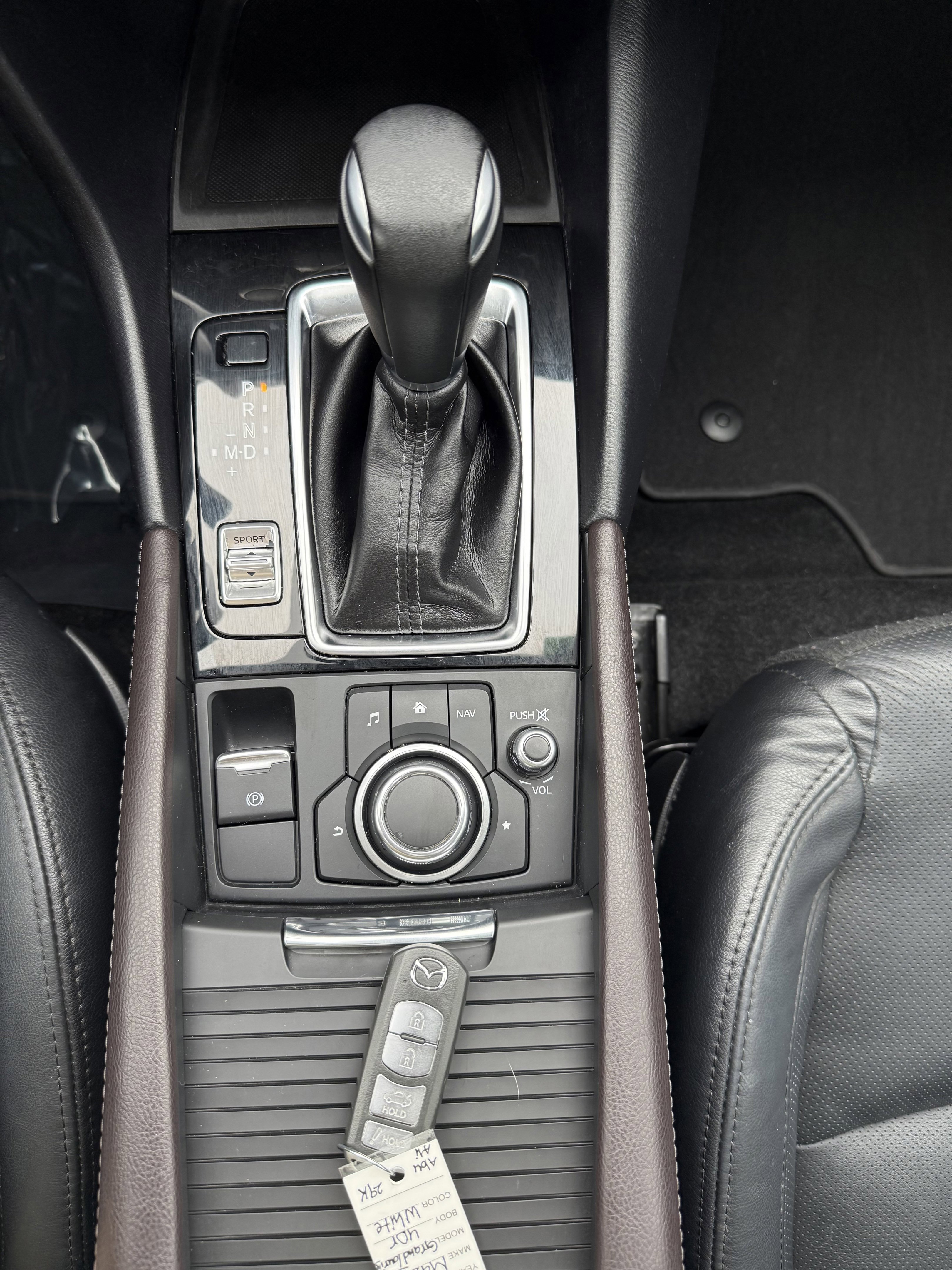 Used 2018 MAZDA MAZDA3 Grand Touring w/ Premium Equipment Package image 16