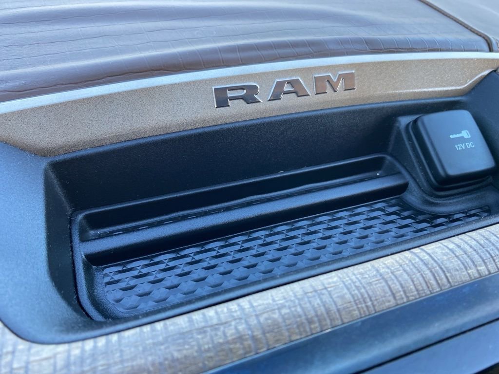 Used 2019 RAM 2500 Limited AWD/4WD image 42