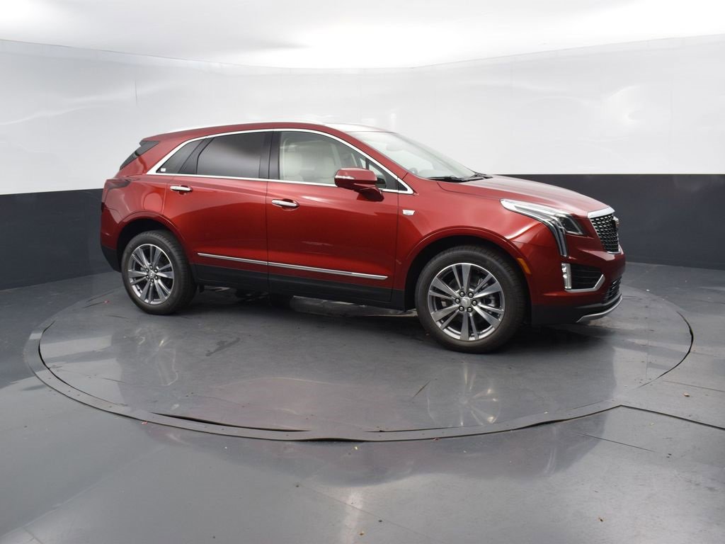 New 2025 Cadillac XT5 Premium Luxury w/ LPO, Floor Liner Package image 7
