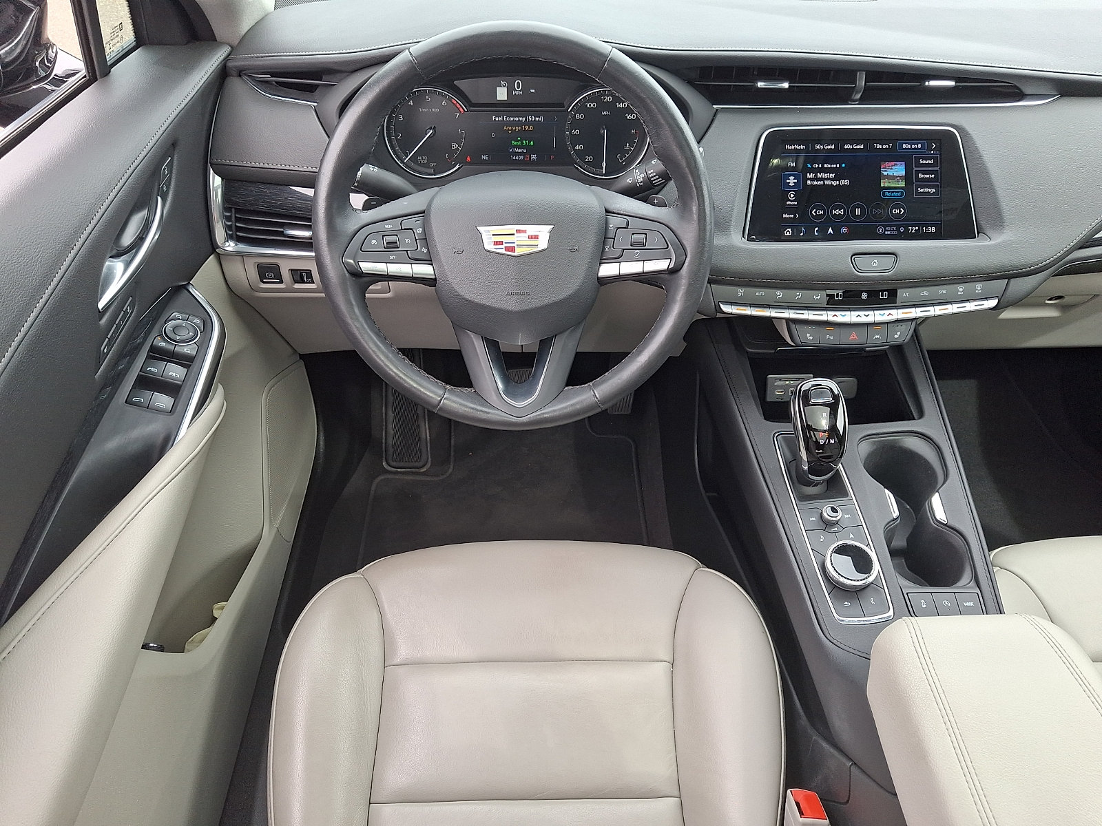 Certified 2023 Cadillac XT4 Premium Luxury w/ Cold Weather Package AWD/4WD image 11