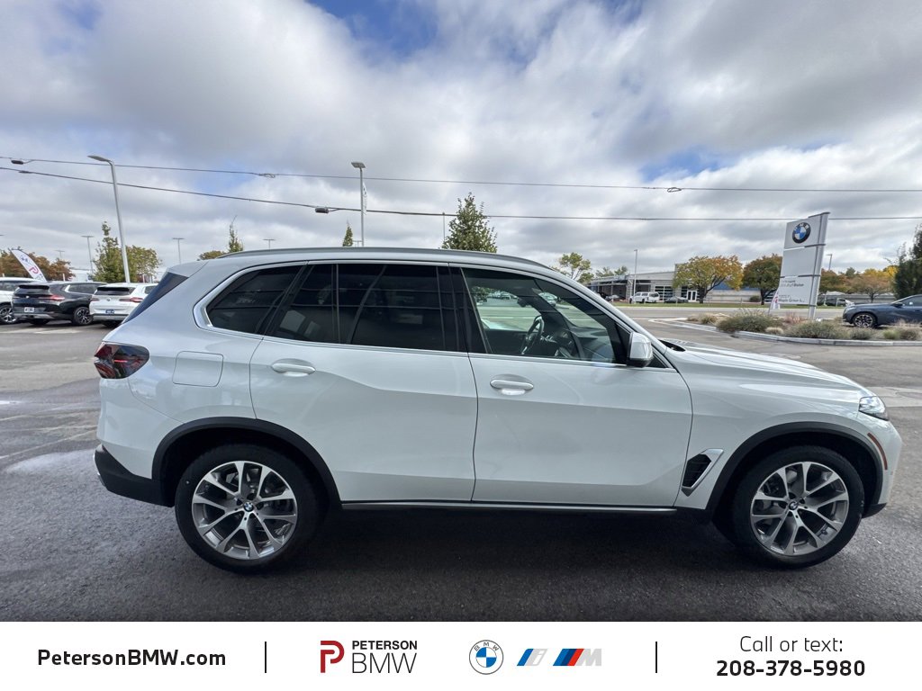 Used 2024 BMW X5 xDrive40i w/ Premium Package image 8