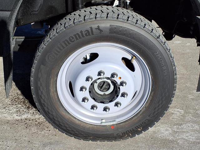 New 2024 Ford F450 XL image 33