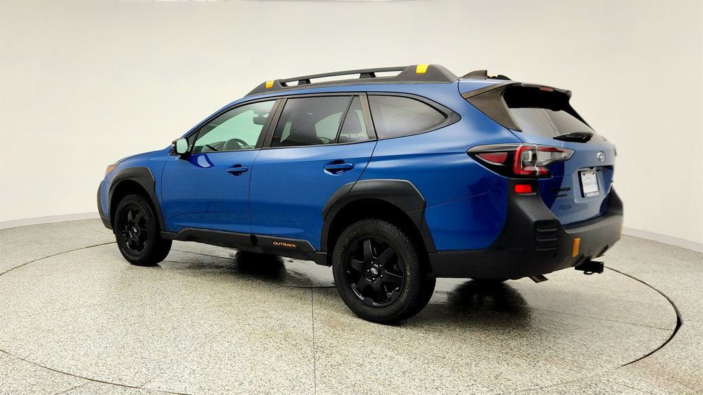 Used 2022 Subaru Outback Wilderness image 7