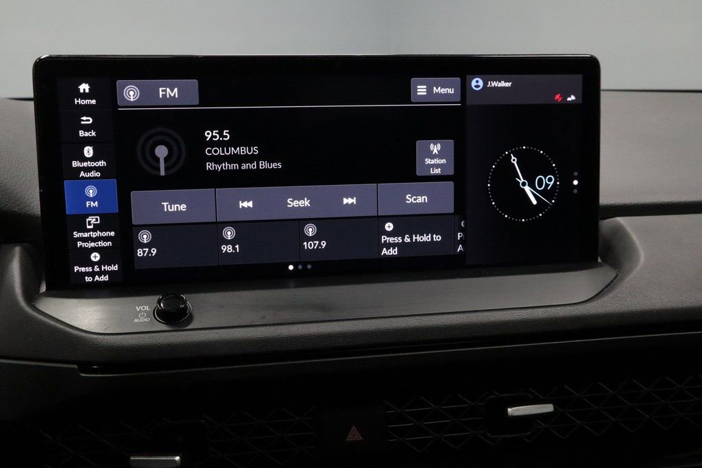 Used 2024 Honda Accord Sport image 2