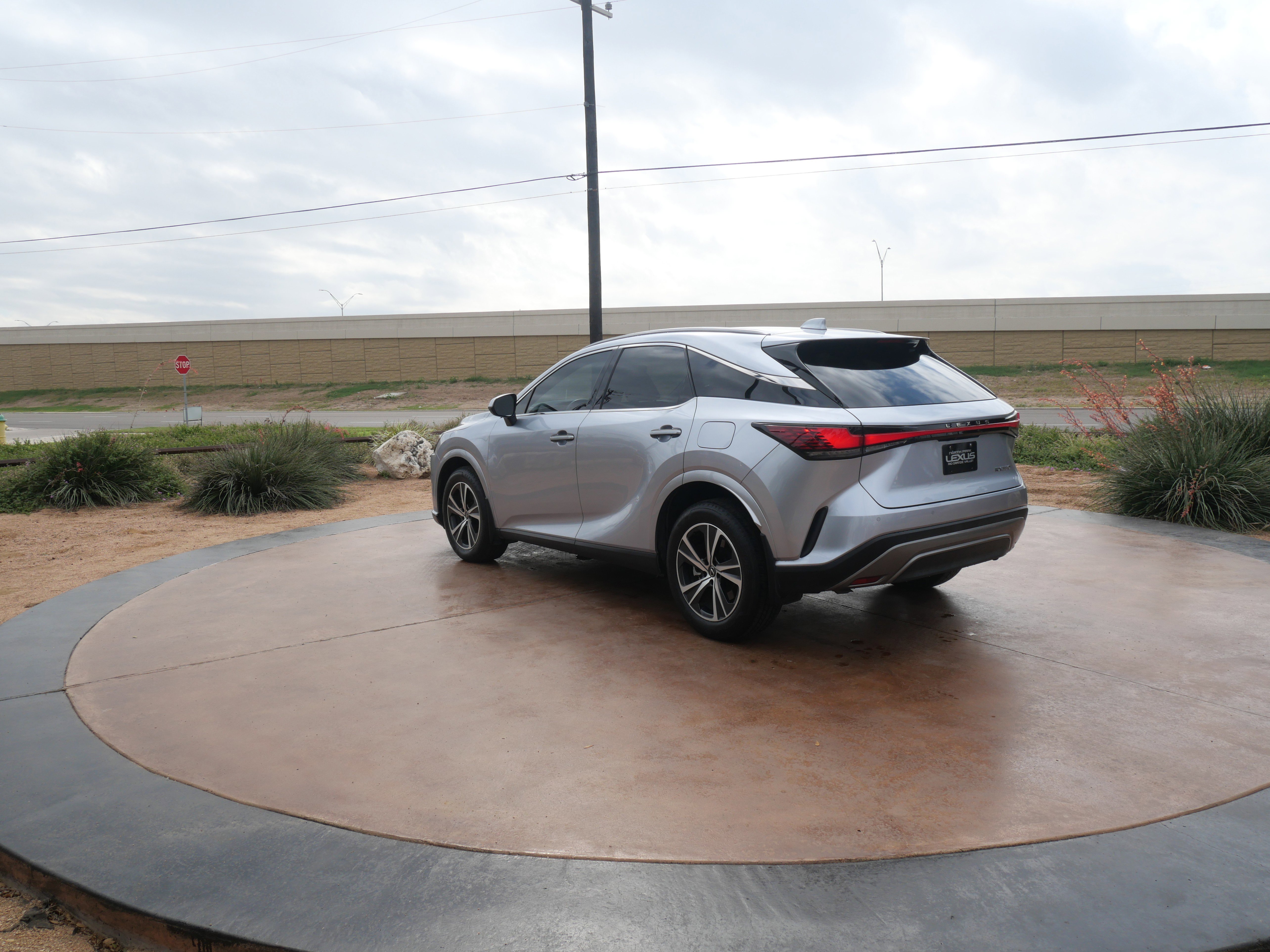 Used 2024 Lexus RX 350 Premium image 5