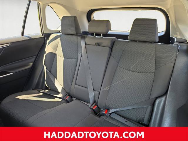 Certified 2024 Toyota RAV4 LE AWD/4WD image 15