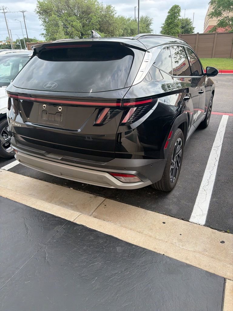 Certified 2025 Hyundai Tucson Limited image 5