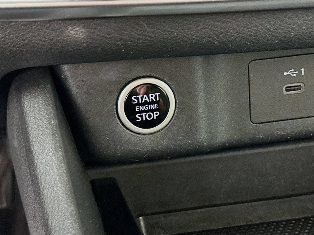 Certified 2023 Nissan Rogue SV AWD/4WD image 21
