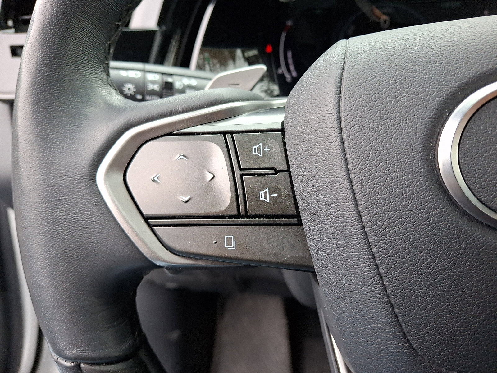 Certified 2024 Lexus RX 350 w/ Convenience Package image 21